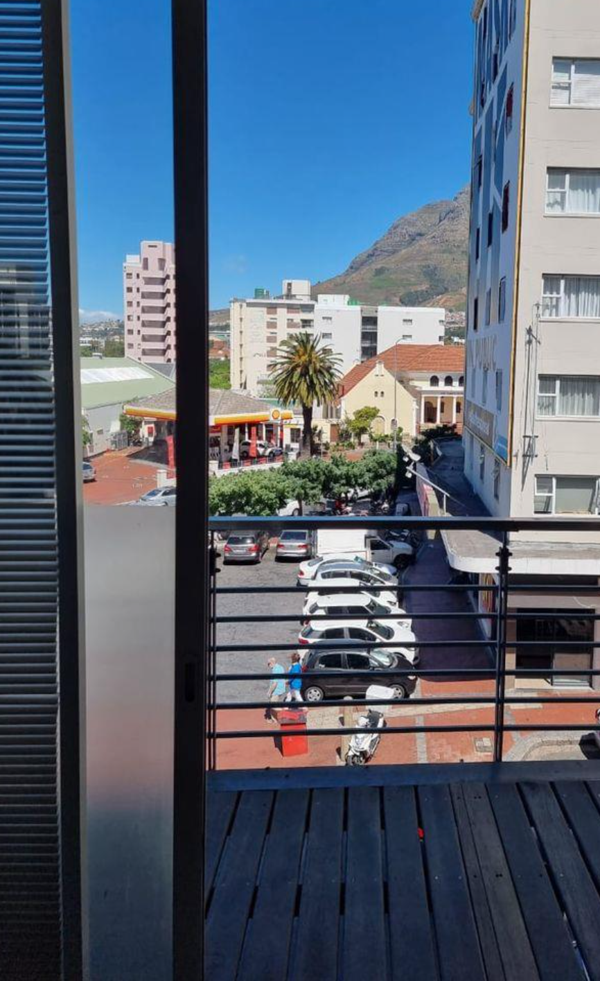 To Let commercial Property for Rent in Gardens Western Cape